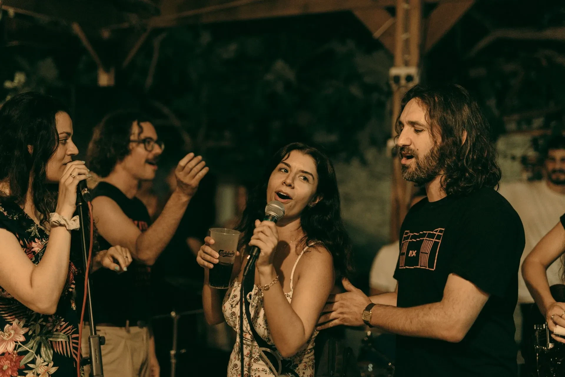 Ezgi performing with Island Seeds at Fengaros Music Village 2024